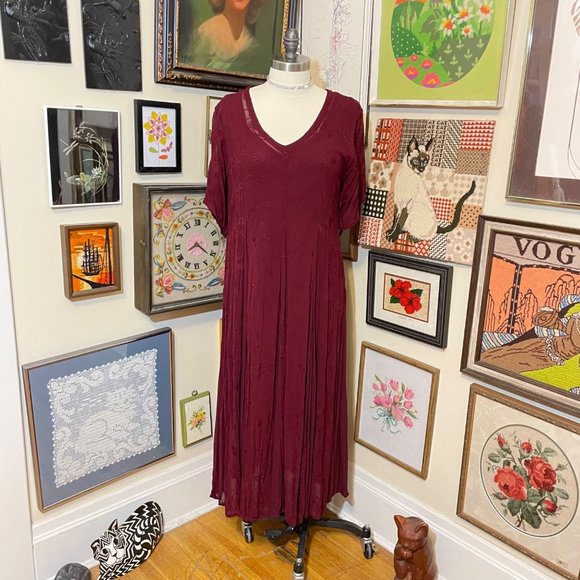 Lola P. Burgundy Red 100% Indian Rayon Embroidered Short Sleeve Maxi Dress M - Picture 8 of 8